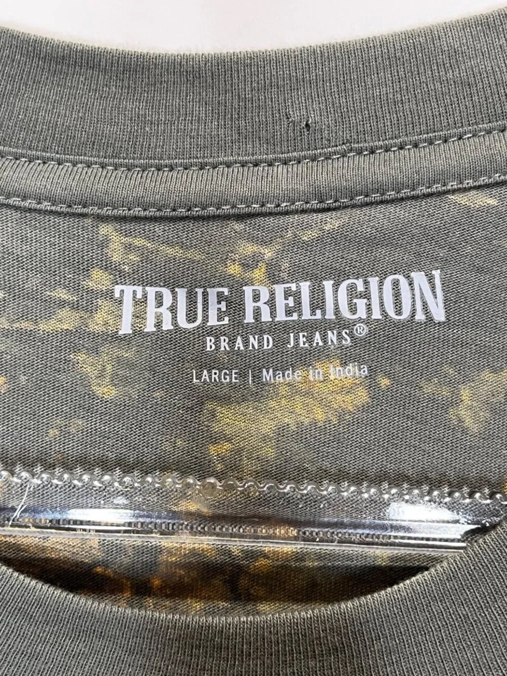 True Religion Buddha Camo T Shirt Mens Large Guitar Graphic Logo Patch Tee